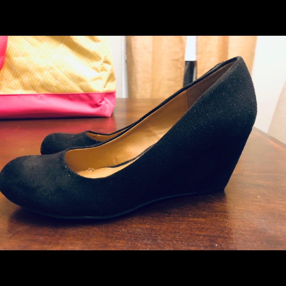 CHINESE LAUNDRY WEDGES